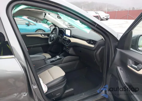 2022 Ford Escape Titanium из США, поврежденный, VIN 1FMCU9J95NUB30581